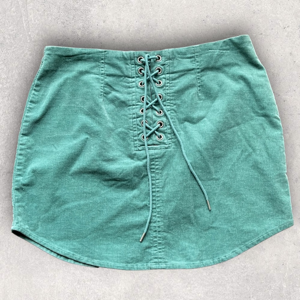 ⭐️ Forever 21 Womens Sm green/teal Cordoroy Mini Skirt with Stretch Waist & Tie